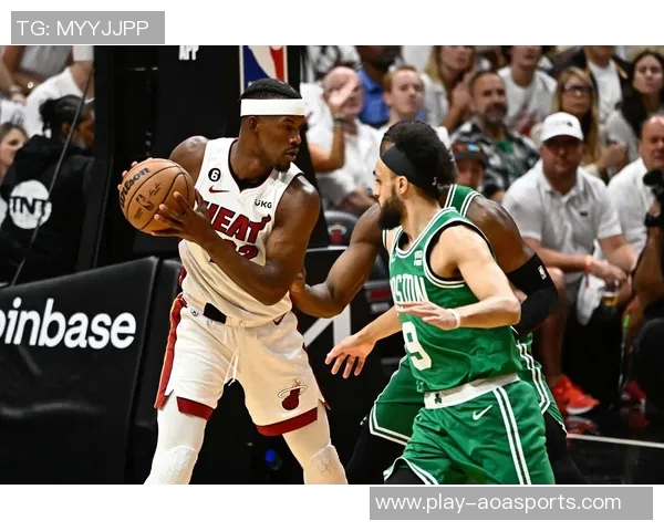 凯尔特人与热火季后赛第三场激战回顾与精彩瞬间分析